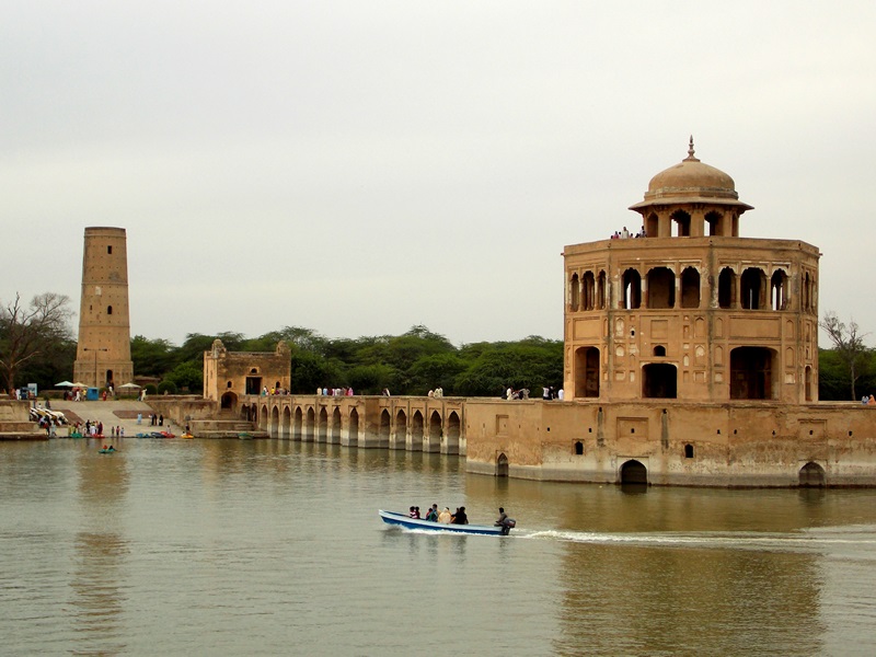 Hiran Minar