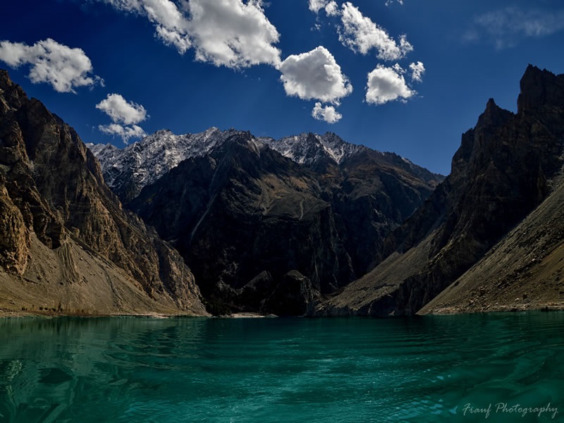 Attabad-Lake-Hunza-Valley-f-800x600.png