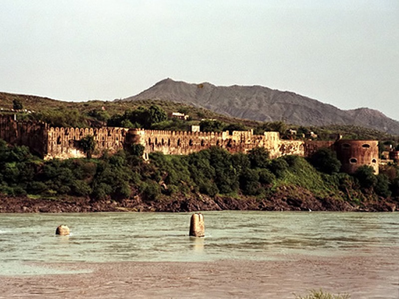 Attock-Fort-Attock-Punjab-b-800x600.png