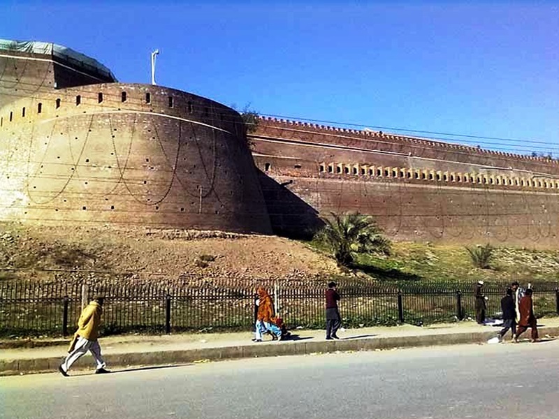 bala-hisar-fort-Peshawar-Khyber-Pakhtunkhwa-800x600.png