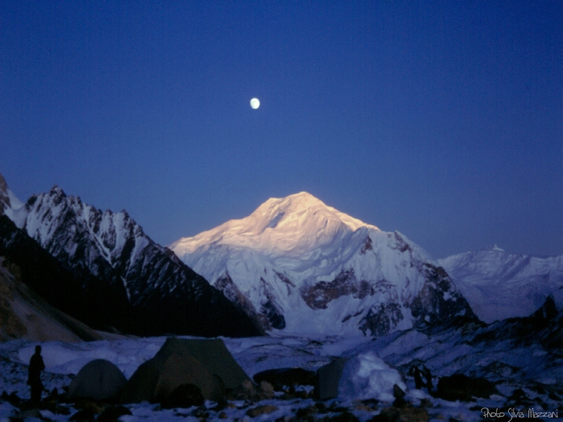 Baltoro-Kangri-Karakoram-c-800x600.jpg