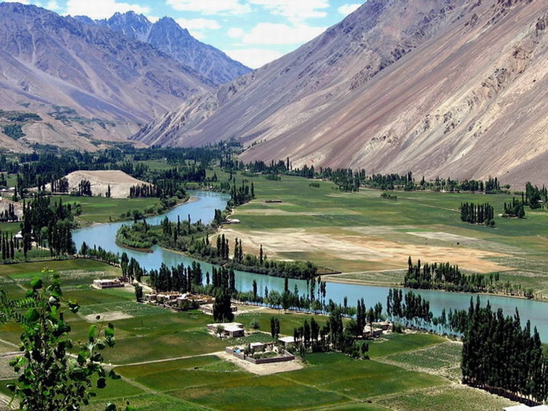 Ghizer-River-Gilgit-Baltistan-c.jpeg