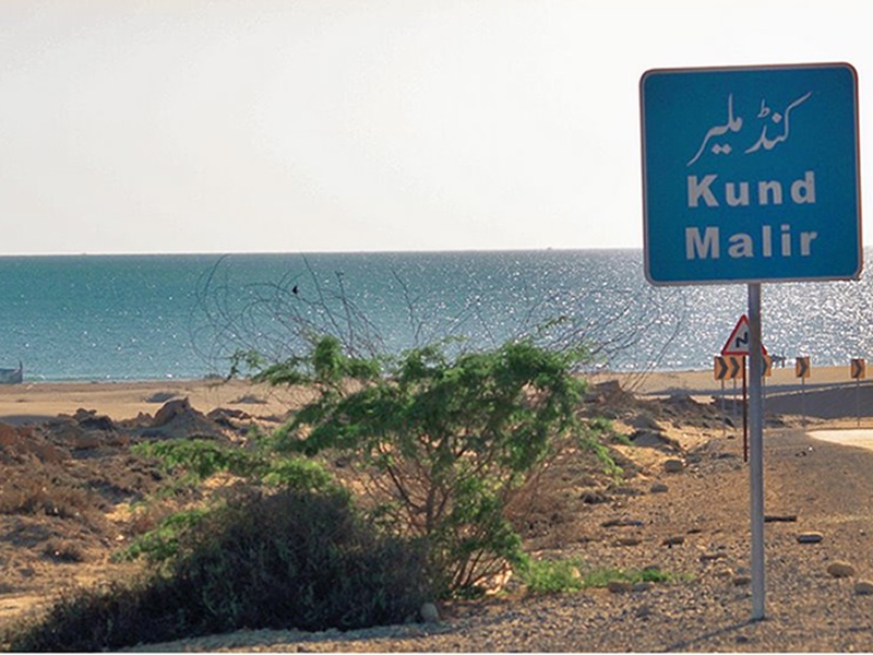 Kund-Malir-Beach-b-800x600.png