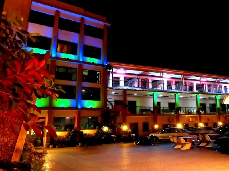 Aashiana Hotel