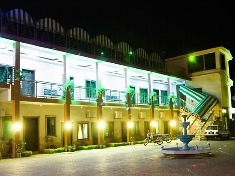 Aashiana Hotel