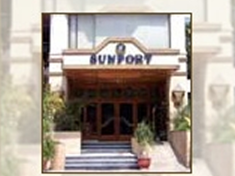 Sunfort Hotel